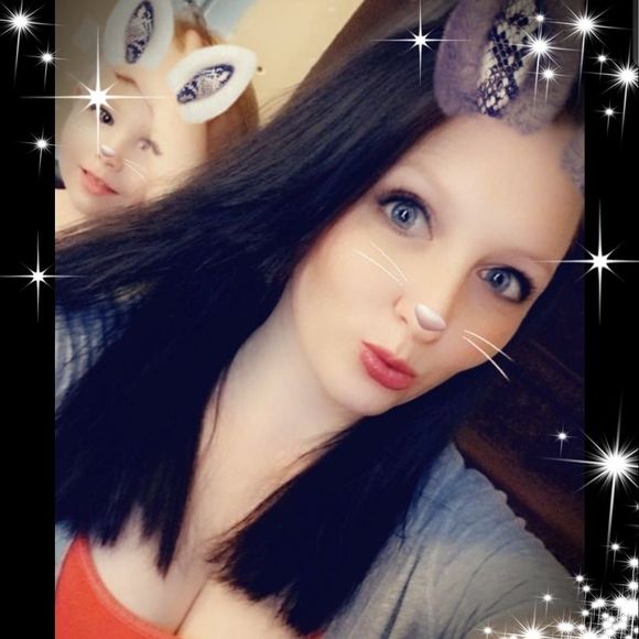 Meet your Posher, Haleymae - Picture 1 of 1